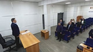 7 февраля 2025 года в 10.00 в зале заседаний администрации состоялась 7-я очередная сессия Совета народных депутатов Тяжинского муниципального округа первого созыва. — обложка видео